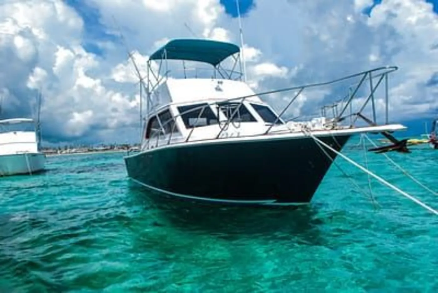 Angler holt einen Mahi-Mahi vor Punta Cana ein